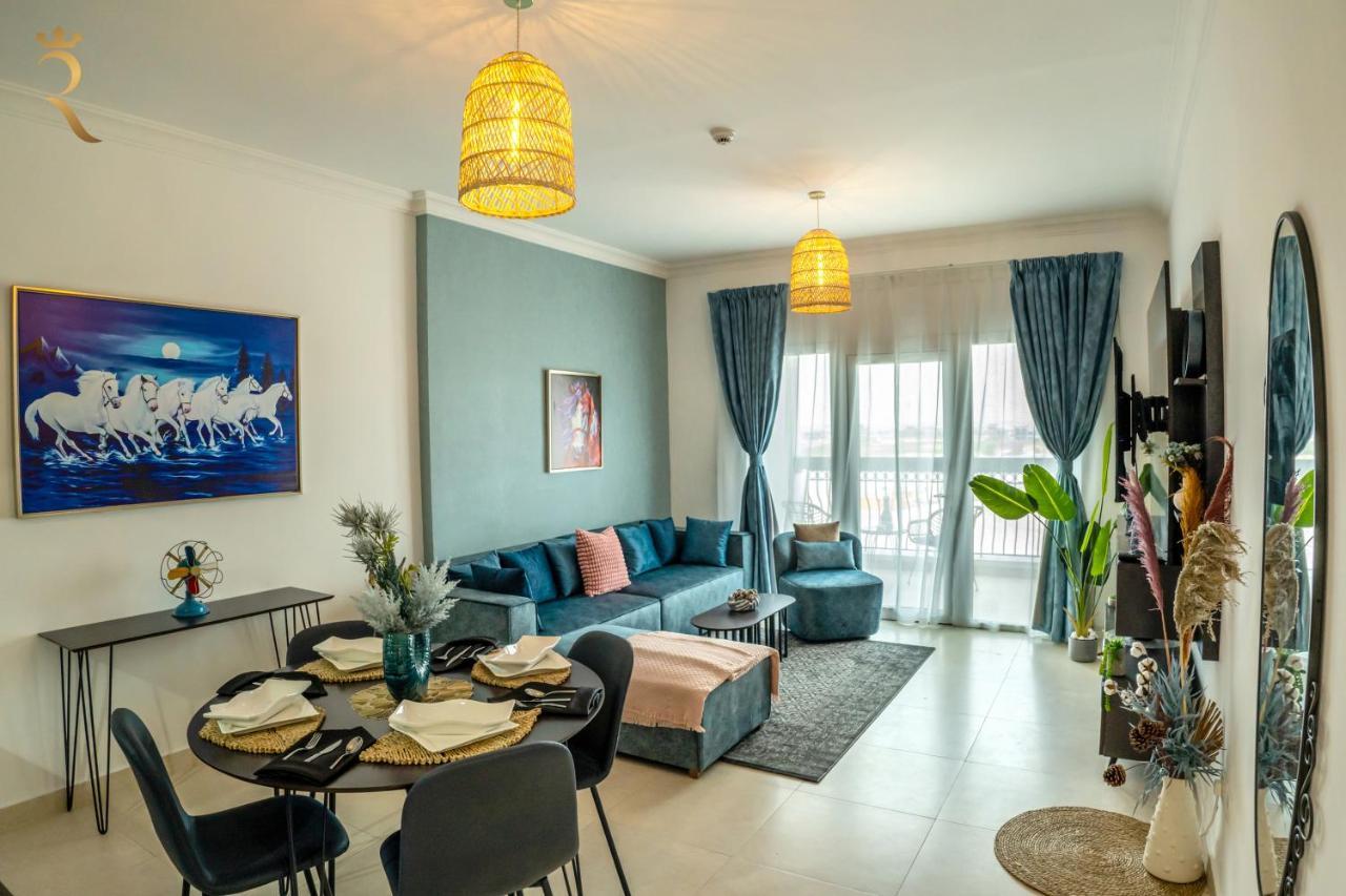 Your 1Br Retreat On Yas Island Blue Sapphire Apartment Abu Dhabi Esterno foto